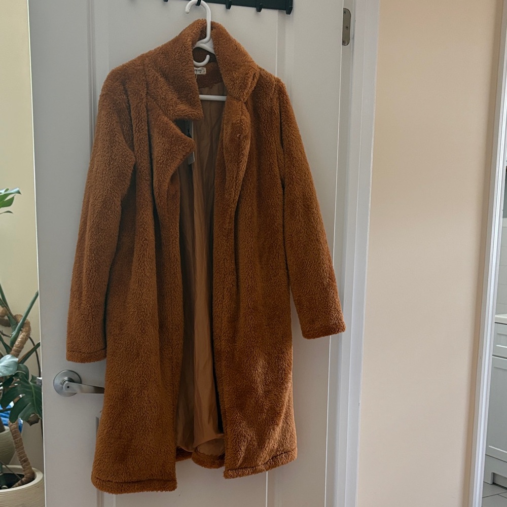 Cozy Women's Teddy Coat in Warm Brown